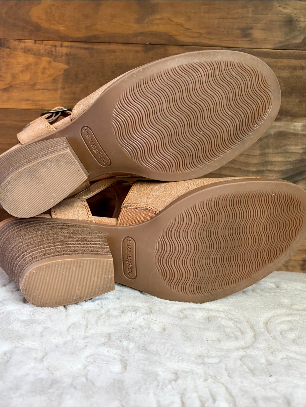 Frye and Co Sandals Gaia Tan Ankle Women Sz 10 Strap Block Heel Neutral Boho EUC - Picture 9 of 13